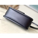 𝐋𝐎𝐔𝐈𝐒𝐕𝐔𝐈𝐓𝐓𝐎𝐍 Hide&Seek handbag M22724